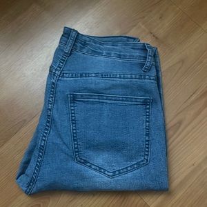 FOREVER 21 HIGH WAISTED JEANS